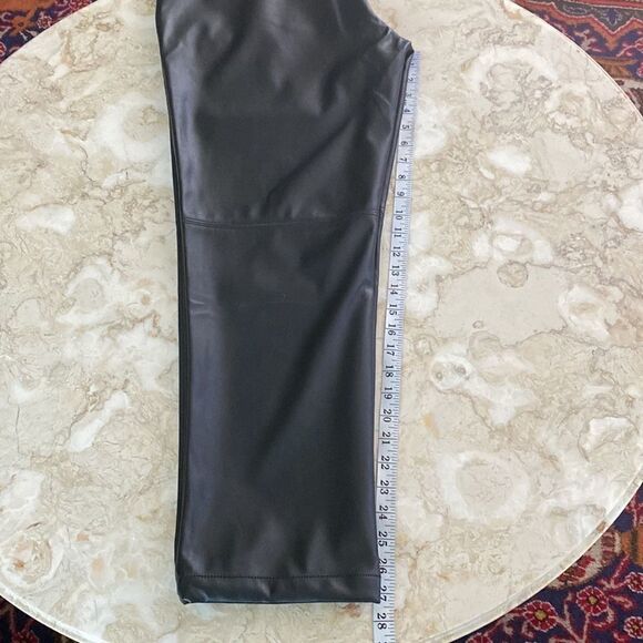 NWT Halston Faux Leather Retro Style High Waisted Pleated Trousers - Picture 16 of 16